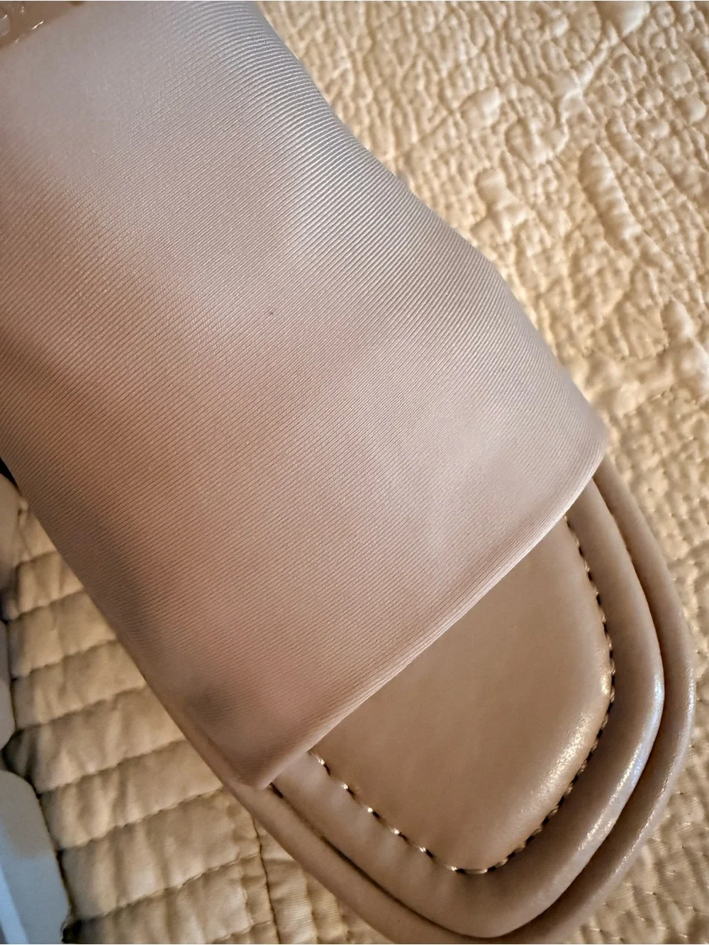 Vince Camuto Women's Beige Slide Sandals